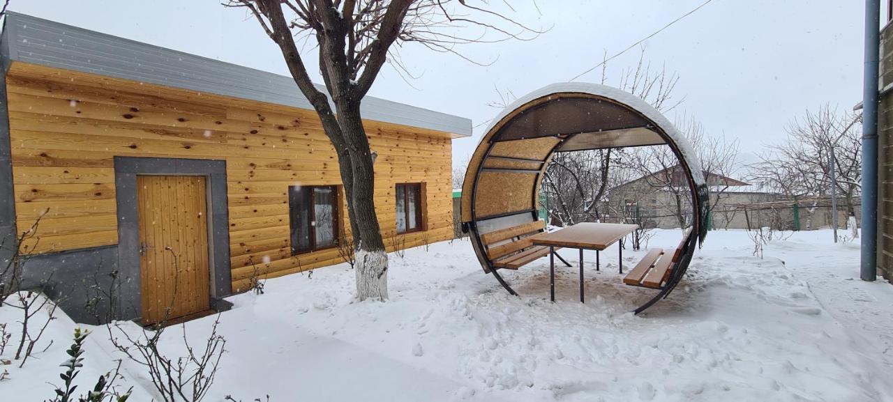 Hayi Tun Guest House Горис Екстериор снимка