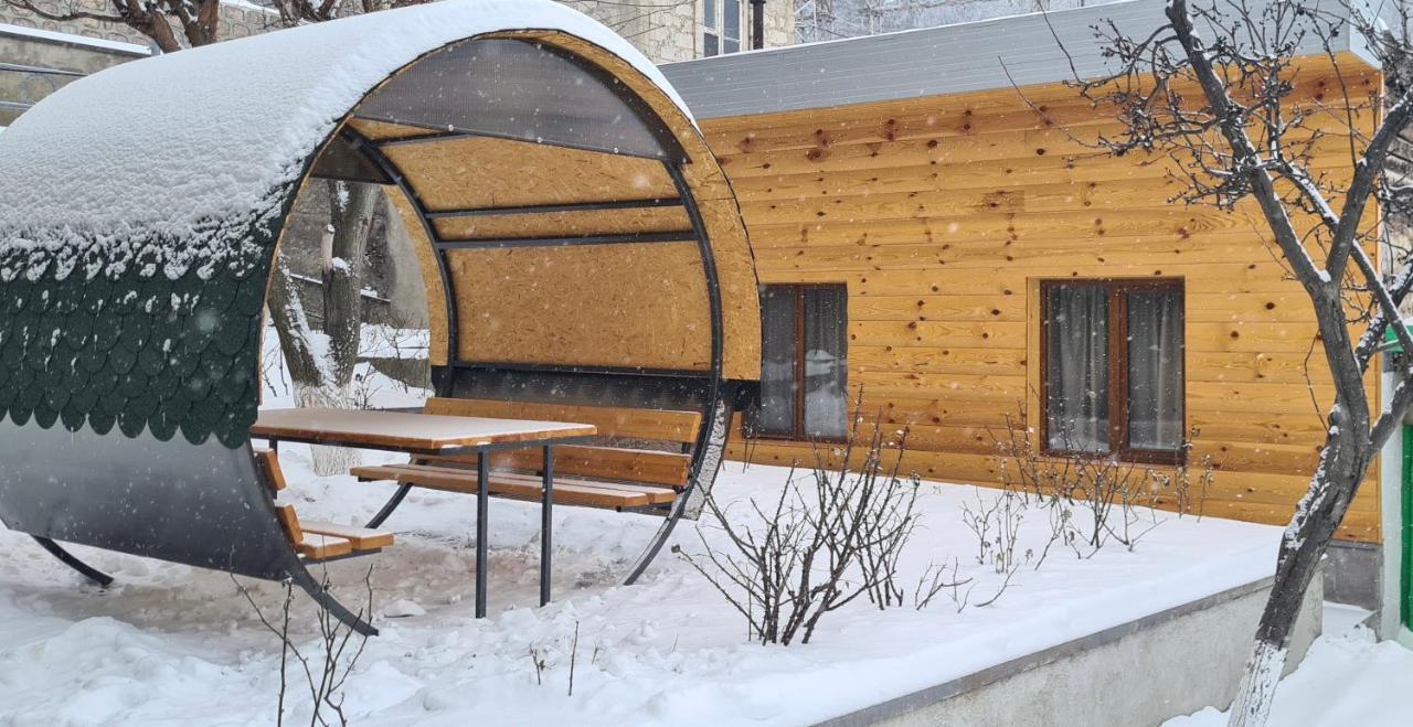 Hayi Tun Guest House Горис Екстериор снимка