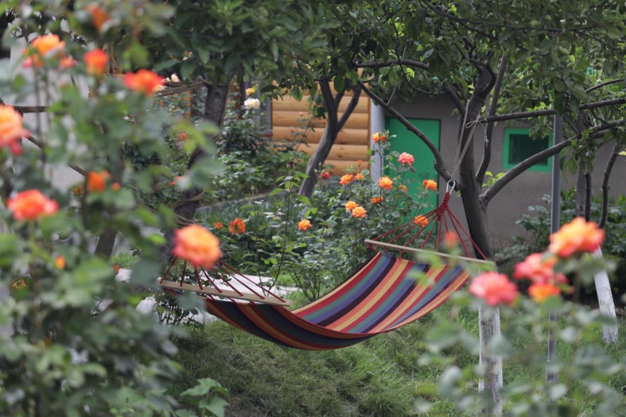 Hayi Tun Guest House Горис Екстериор снимка