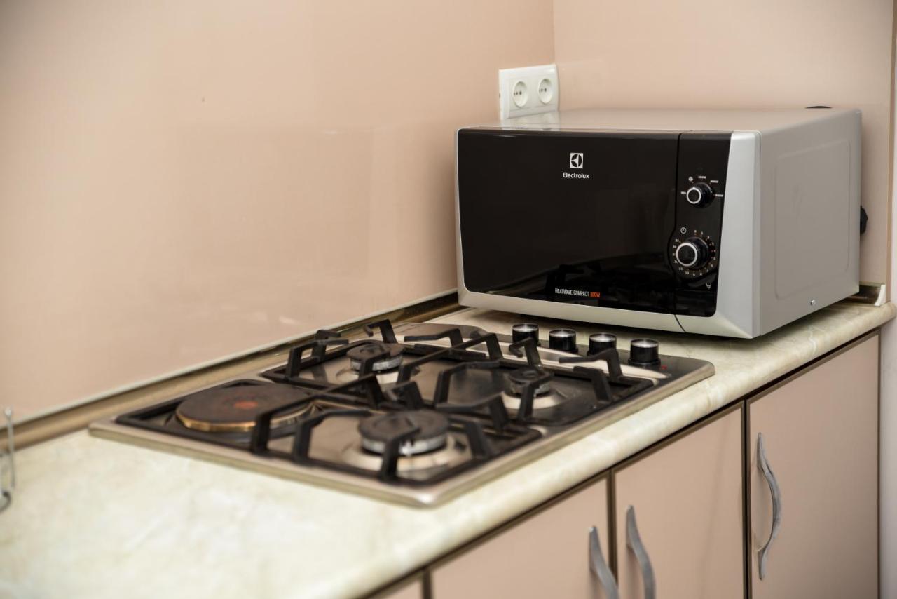 Hayi Tun Guest House Горис Екстериор снимка